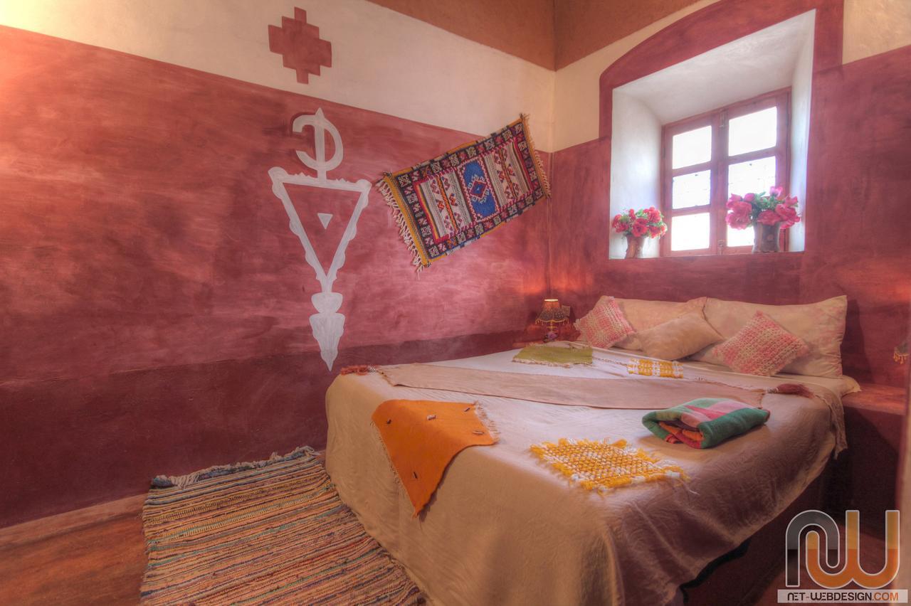 Guest Housse Kasbah Tifaoute Bed and Breakfast Ait Benhaddou Esterno foto