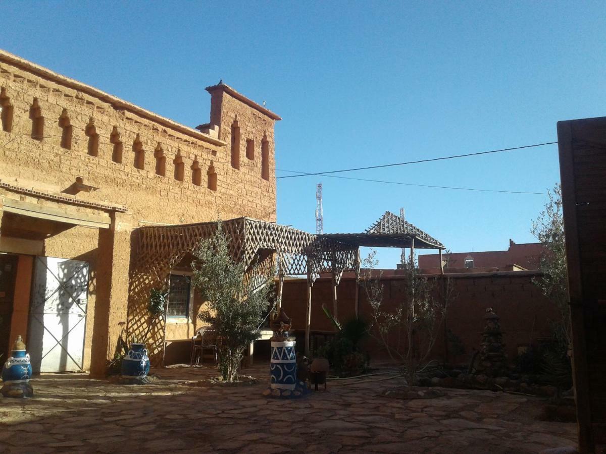 Guest Housse Kasbah Tifaoute Bed and Breakfast Ait Benhaddou Esterno foto